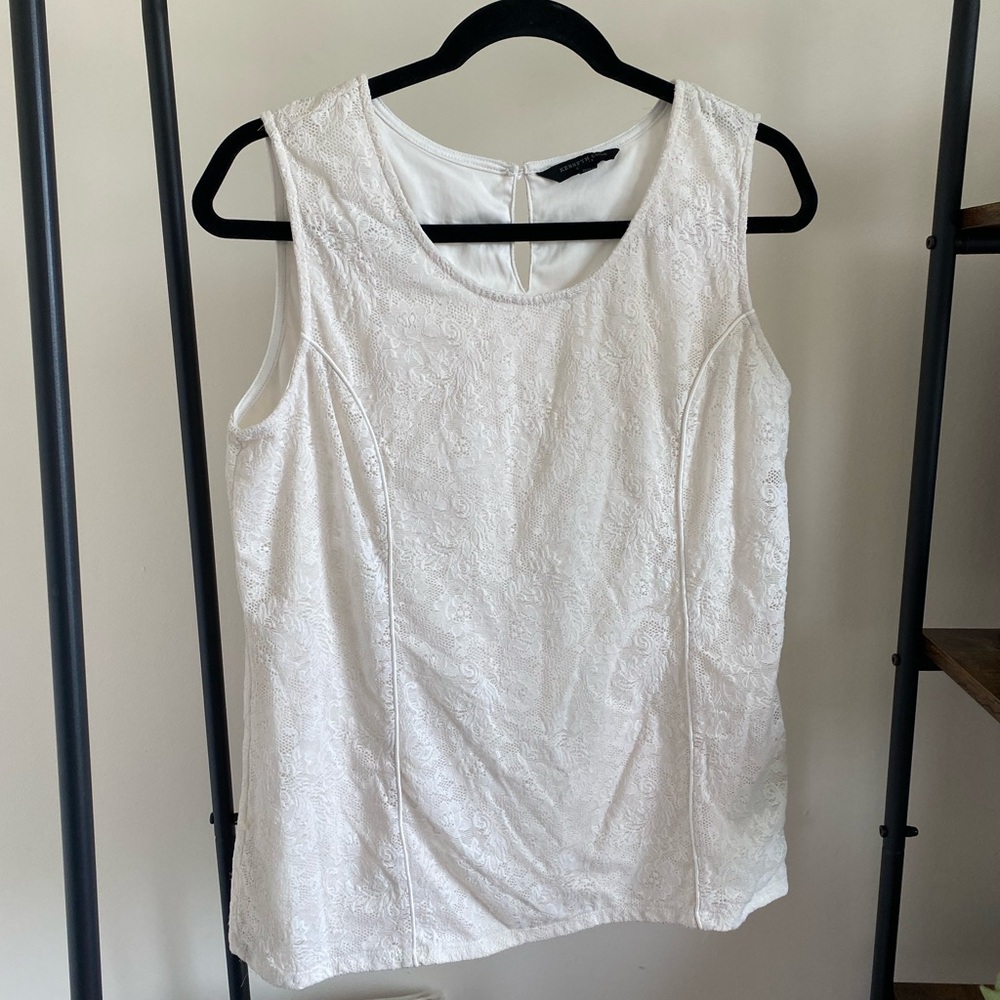 KENNETH COLE lace sleeveless top with back button